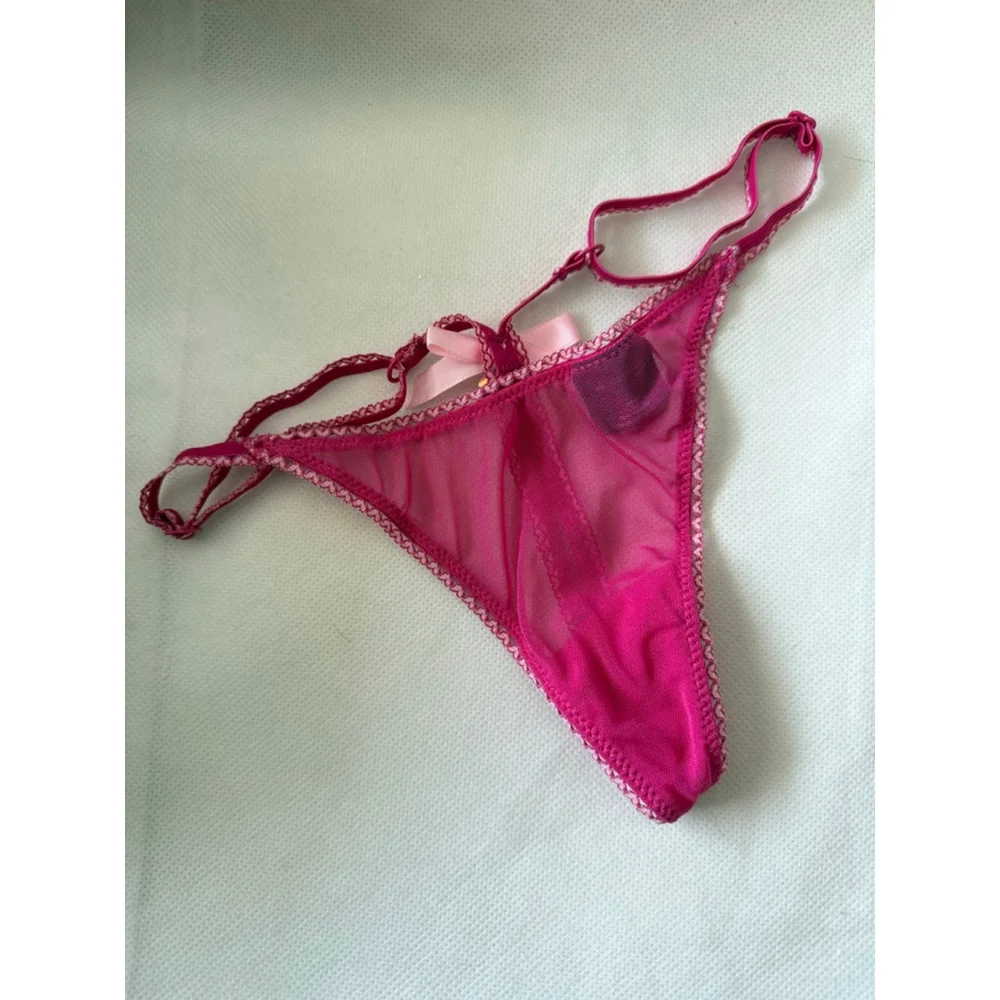 NWOT VTG VS Pink Sheer Sexy Little Things 2005 OS V string Charm Bow